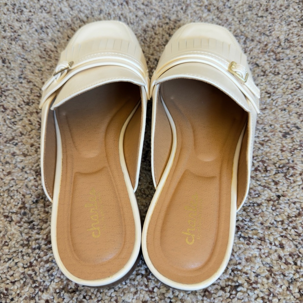 NWOT Charles By Charles David Cream Slip-On Mules - Picture 8 of 10